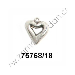 COLGANTE CORAZÓN CALADO
