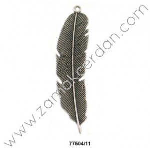 COLGANTE PLUMA